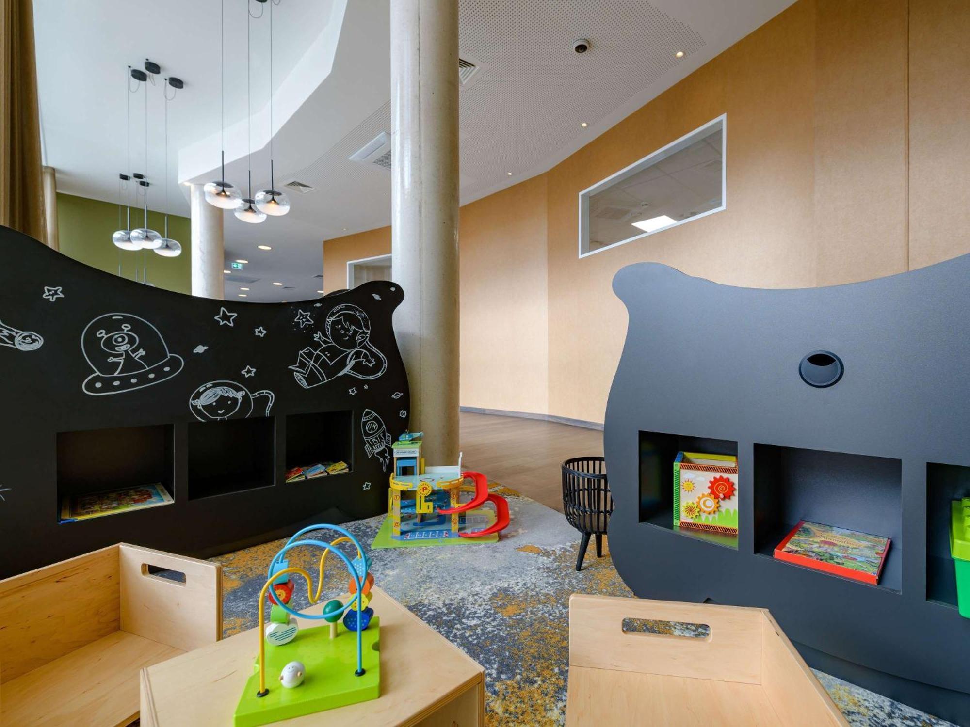 Hotel Ibis Styles Cobourg Extérieur photo
